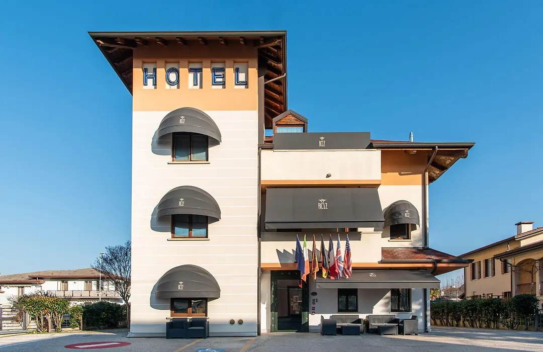 Small Hotel Royal-1